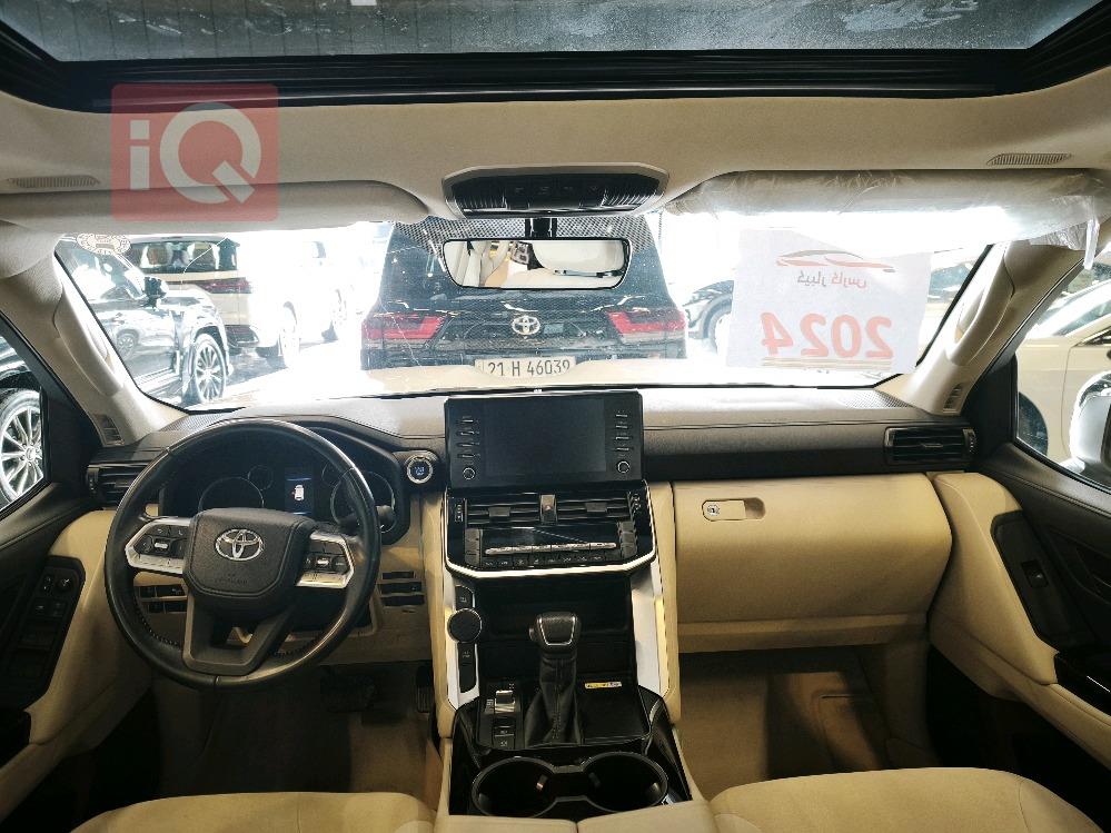 تويوتا لاندكروزر